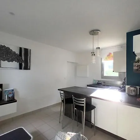 Meuble Chez Marie Et Dom Appartement